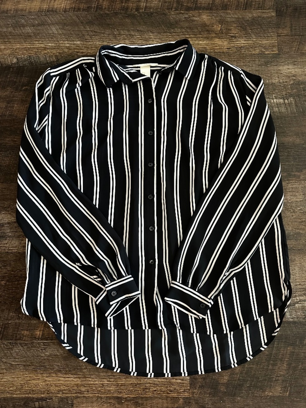 H&M Striped Long Sleeve Button Up Shirt
